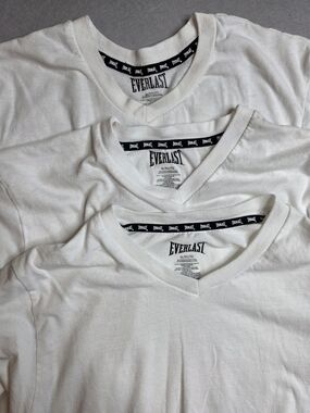 3 - Everlast T Shirt Mens XL  White Short Sleeve Boxing Sports Bottom Logo Tee